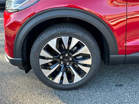 New 2026 Ford Explorer Platinum w/ LUX Leather Package image 11