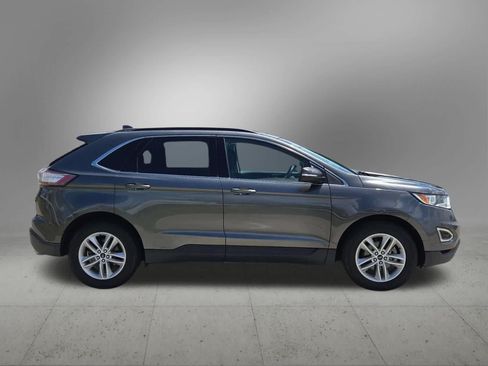 Used 2017 Ford Edge SEL FWD image 7