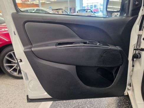 Used 2018 RAM ProMaster City Tradesman SLT FWD image 24