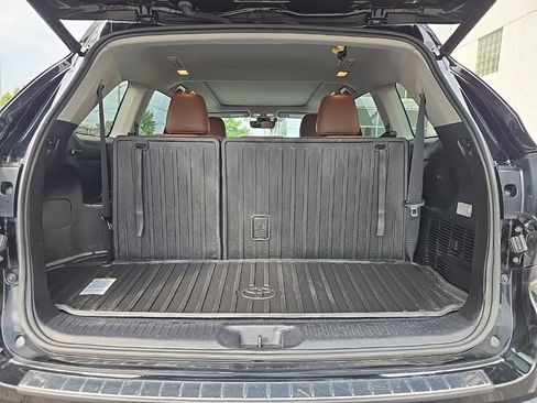 Used 2018 Toyota Highlander Limited Platinum AWD/4WD image 13