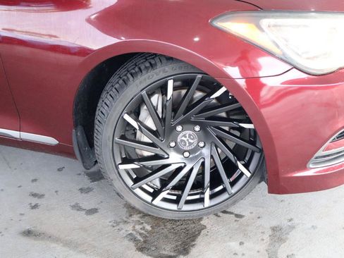 Used 2015 Hyundai Genesis 3.8 RWD image 3