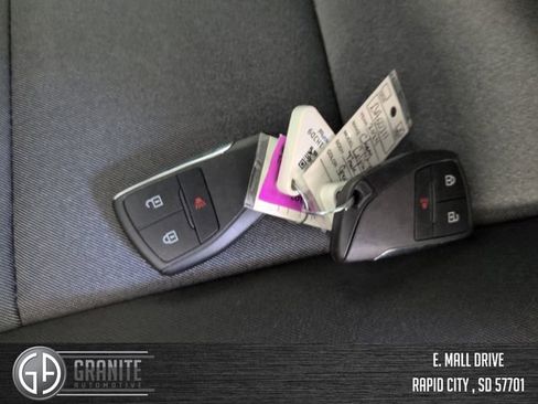 Used 2024 Chevrolet Colorado Trail Boss w/ LPO, Dark Essentials Package AWD/4WD image 28