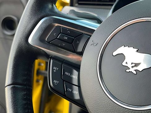 Used 2017 Ford Mustang GT w/ GT Performance Package RWD image 13