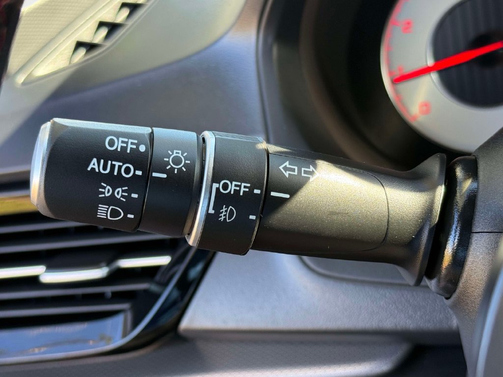 Certified 2025 Acura RDX w/ Advance Package AWD/4WD image 13