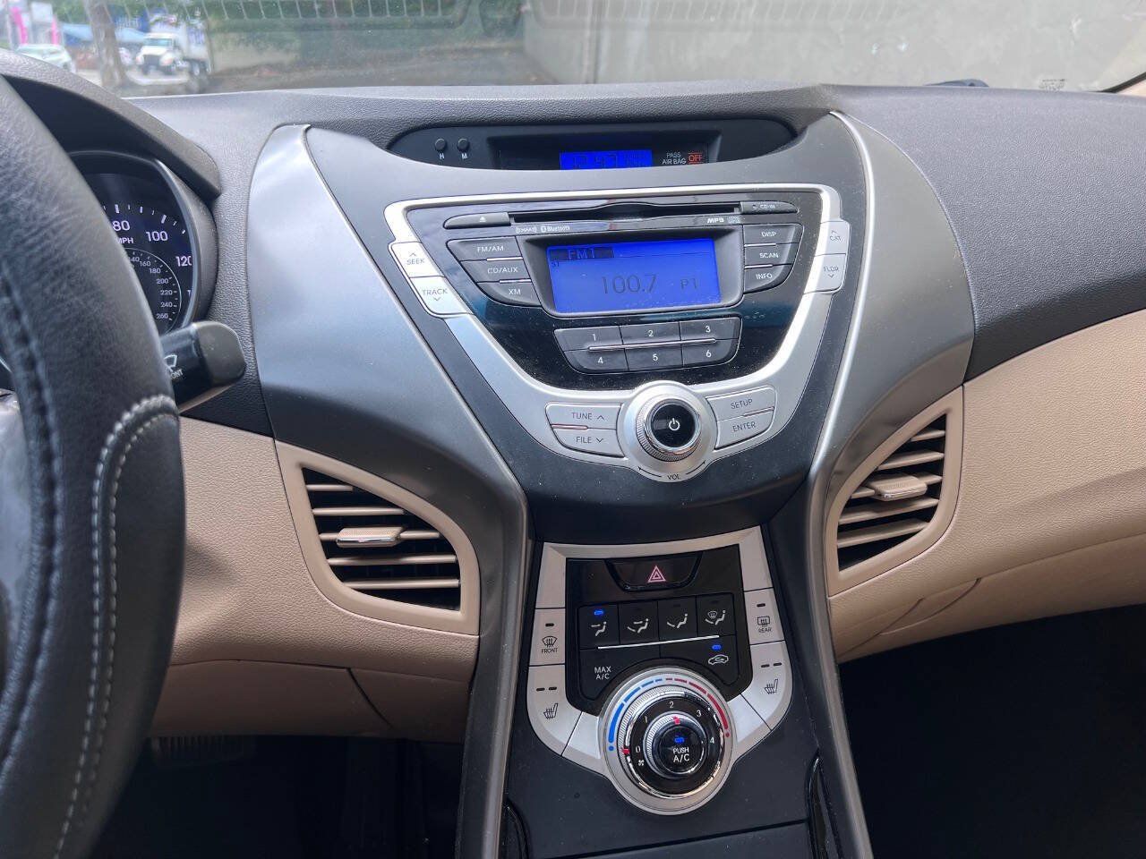 Used 2012 Hyundai Elantra Limited FWD image 13
