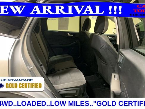 Used 2021 Ford Escape SE image 13