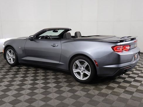 Used 2020 Chevrolet Camaro LT image 17