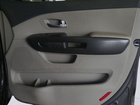 Used 2020 Kia Sedona EX FWD image 23
