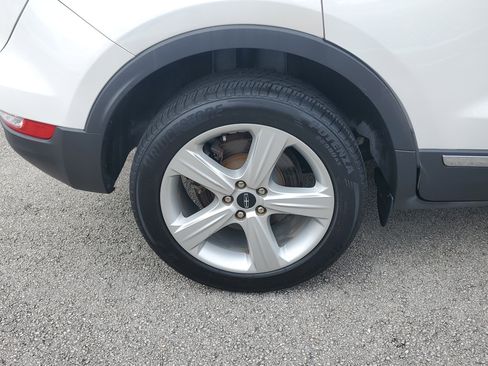 Used 2018 Lincoln MKC Premiere image 7