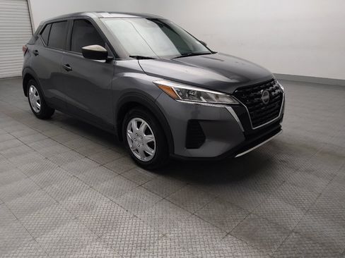Used 2023 Nissan Kicks S FWD image 13