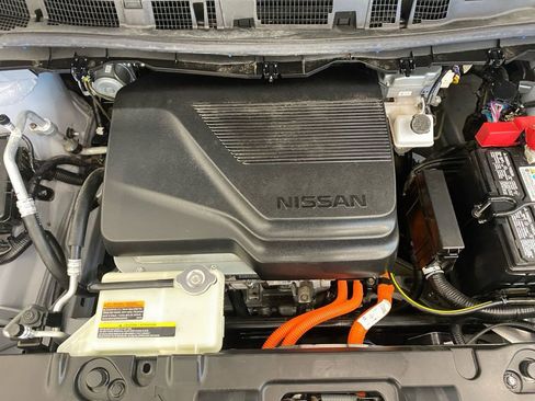 Used 2023 Nissan Leaf S image 21