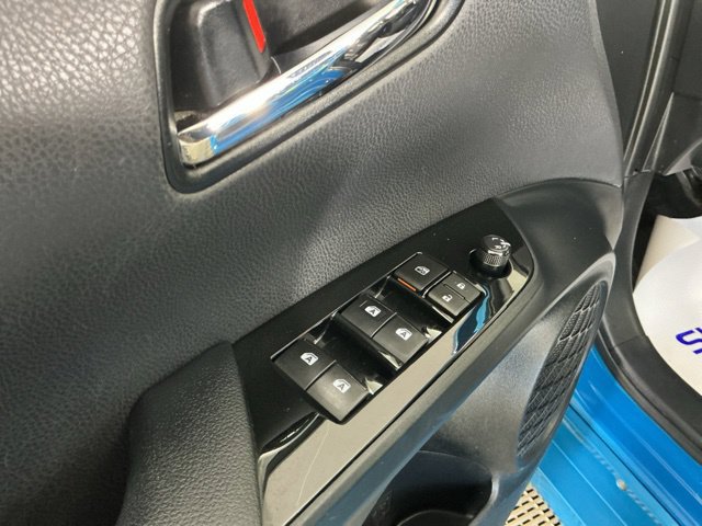 Used 2017 Toyota Prius Prime Plus FWD image 14