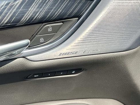 Certified 2024 Cadillac XT6 Premium Luxury w/ Technology Package AWD/4WD image 17