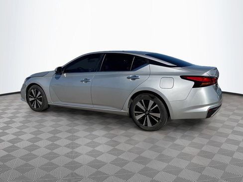 Used 2022 Nissan Altima 2.5 SV image 7