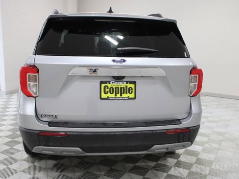 Used 2023 Ford Explorer XLT w/ Equipment Group 202A image 10