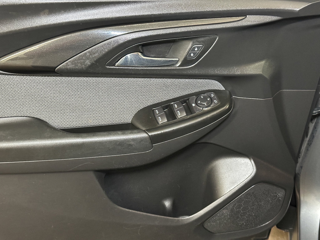 Used 2021 Chevrolet TrailBlazer LS AWD/4WD image 16