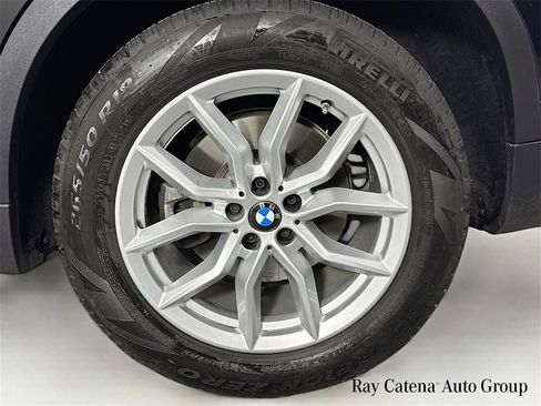Used 2023 BMW X5 xDrive40i w/ Premium Package image 32