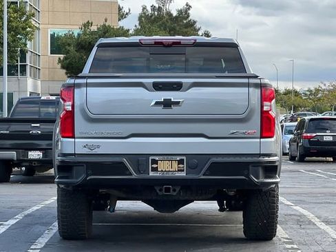 Used 2024 Chevrolet Silverado 1500 ZR2 w/ Technology Package image 5