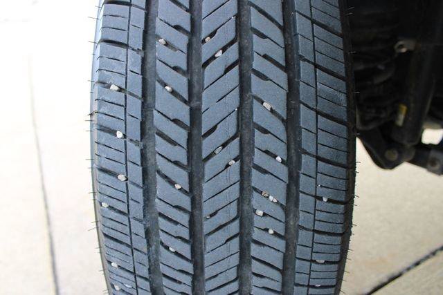 Used 2024 Jeep Wrangler Unlimited Sahara AWD/4WD image 39