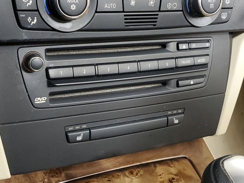 Used 2007 BMW 335i Convertible image 30