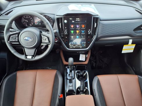 Used 2026 Subaru Forester Touring AWD/4WD image 3