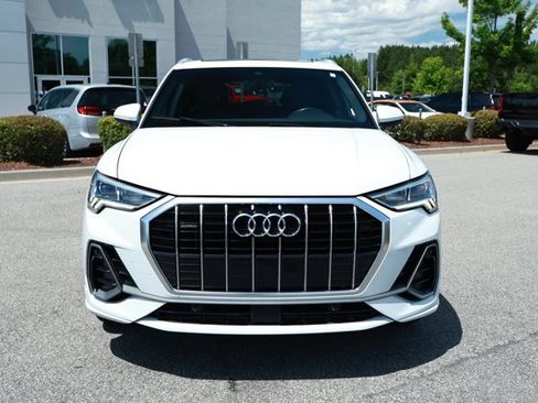 Used 2021 Audi Q3 2.0T Premium Plus w/ Premium Plus Package AWD/4WD image 2