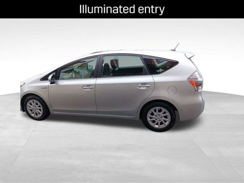 Used 2012 Toyota Prius V Three image 8