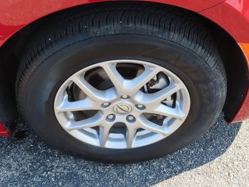 Used 2025 Chrysler Pacifica Select FWD image 14