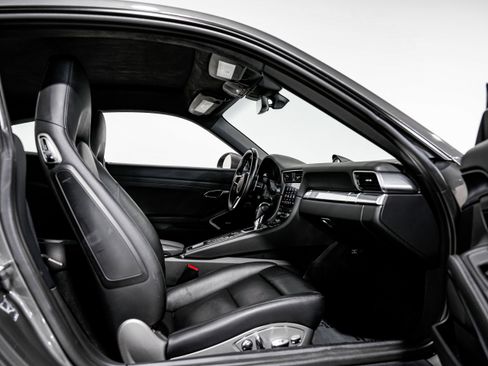 Used 2017 Porsche 911 Carrera S image 26