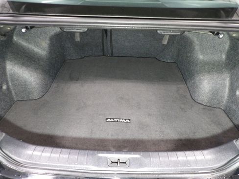 Used 2022 Nissan Altima 2.5 SR AWD/4WD image 7