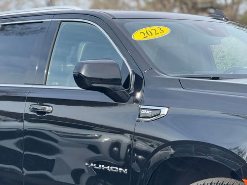 Used 2023 GMC Yukon SLT image 7