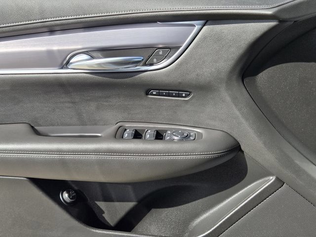 Used 2024 Cadillac XT6 Luxury w/ LPO, Floor Liner Package AWD/4WD image 22