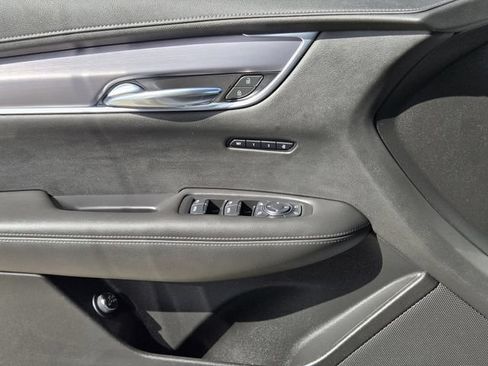 Used 2024 Cadillac XT6 Luxury w/ LPO, Floor Liner Package AWD/4WD image 22