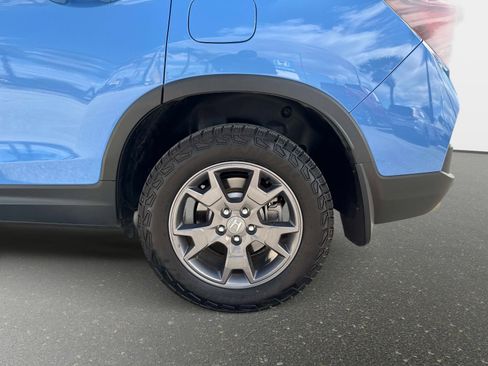 Used 2024 Honda Passport TrailSport image 11