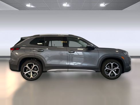 New 2026 Volkswagen Tiguan SE FWD image 8