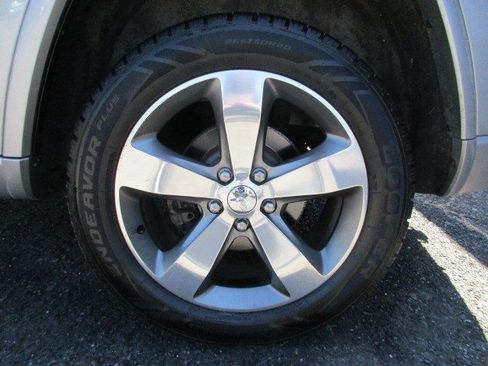 Used 2015 Jeep Grand Cherokee Overland AWD/4WD image 17
