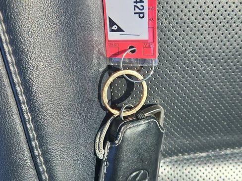 Used 2019 Lexus RX 450h AWD w/ Navigation Package image 20