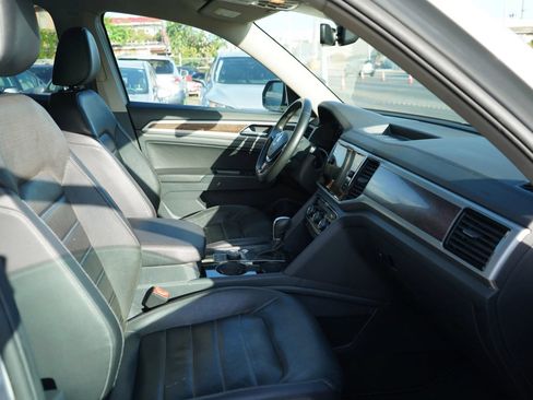 Used 2019 Volkswagen Atlas SEL Premium AWD/4WD image 23