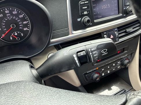 Used 2016 Kia Optima EX FWD image 26