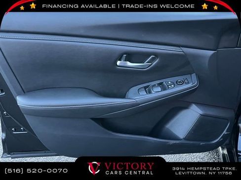 Used 2025 Nissan Sentra SV image 11