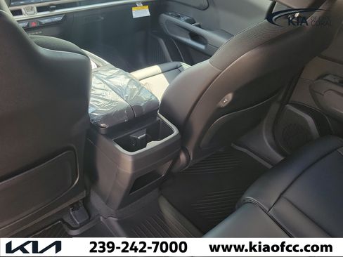 New 2027 Kia Telluride LX FWD image 13