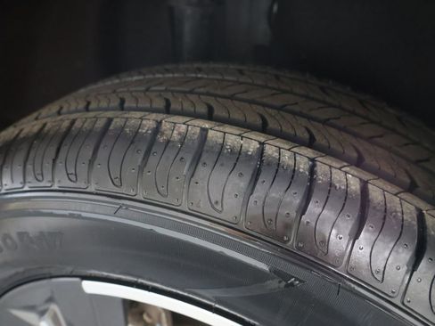 Used 2023 Honda HR-V EX-L image 43