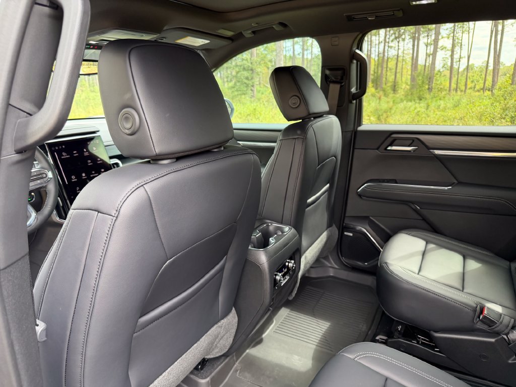 New 2027 GMC Acadia Elevation w/ Black Edition FWD image 26