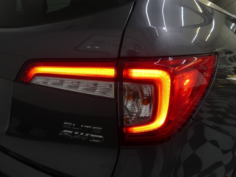 Used 2020 Honda Pilot Elite image 15