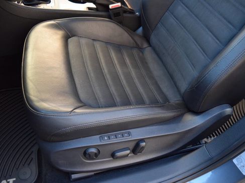 Used 2015 Volkswagen Passat TDI SEL Premium image 36