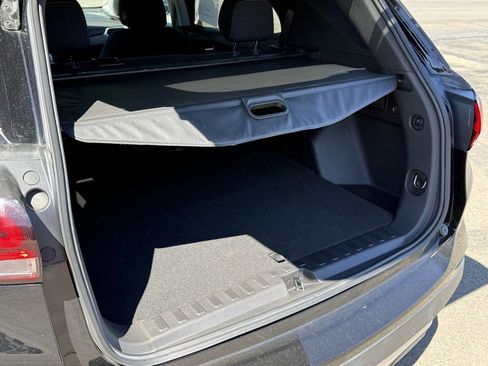 Used 2022 Chevrolet Equinox LT image 8
