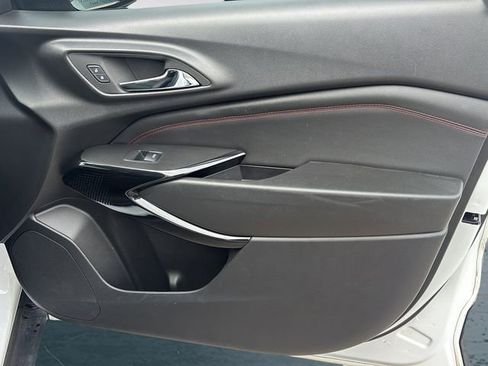 Used 2025 Chevrolet Trax RS w/ Driver Confidence Package image 10