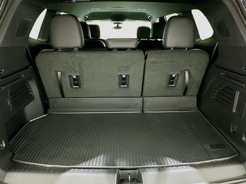 New 2026 GMC Acadia Elevation w/ Black Edition FWD image 29