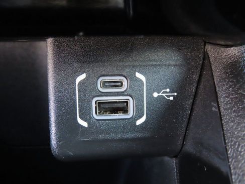 Used 2023 Jeep Compass Limited AWD/4WD image 8