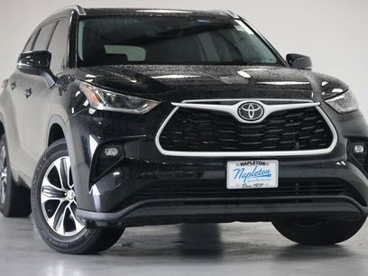 Used 2021 Toyota Highlander XLE